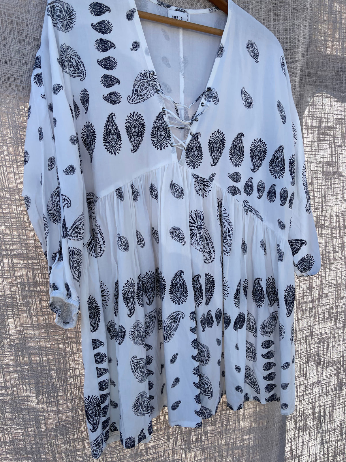 Paisley flowy bohostyle top