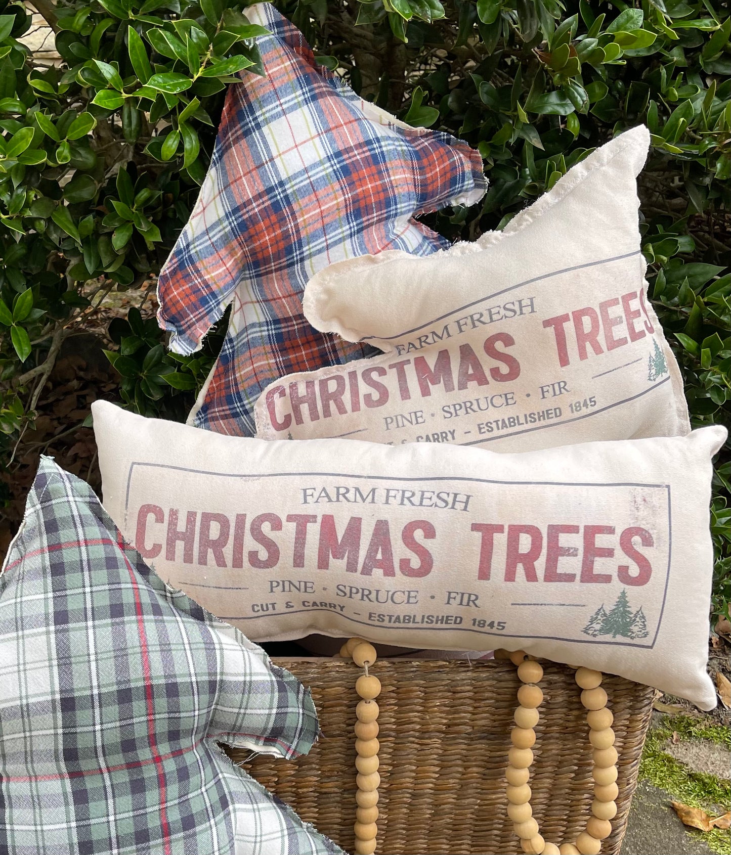 Christmas pillow, vintage graphics pillow, Christmas tree pillow, tree pillow, vintage graphics pillow