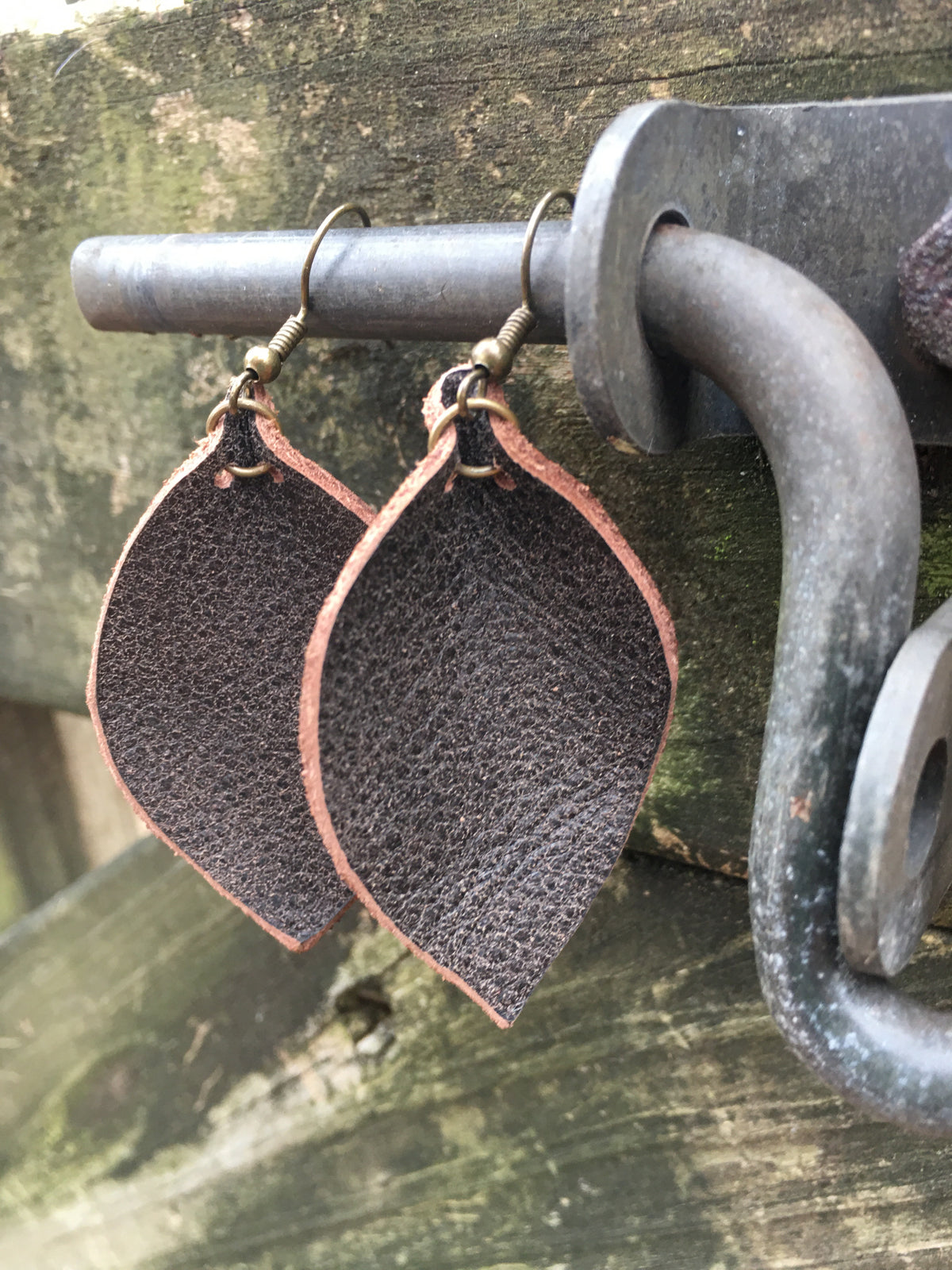Leather teardrop earrings